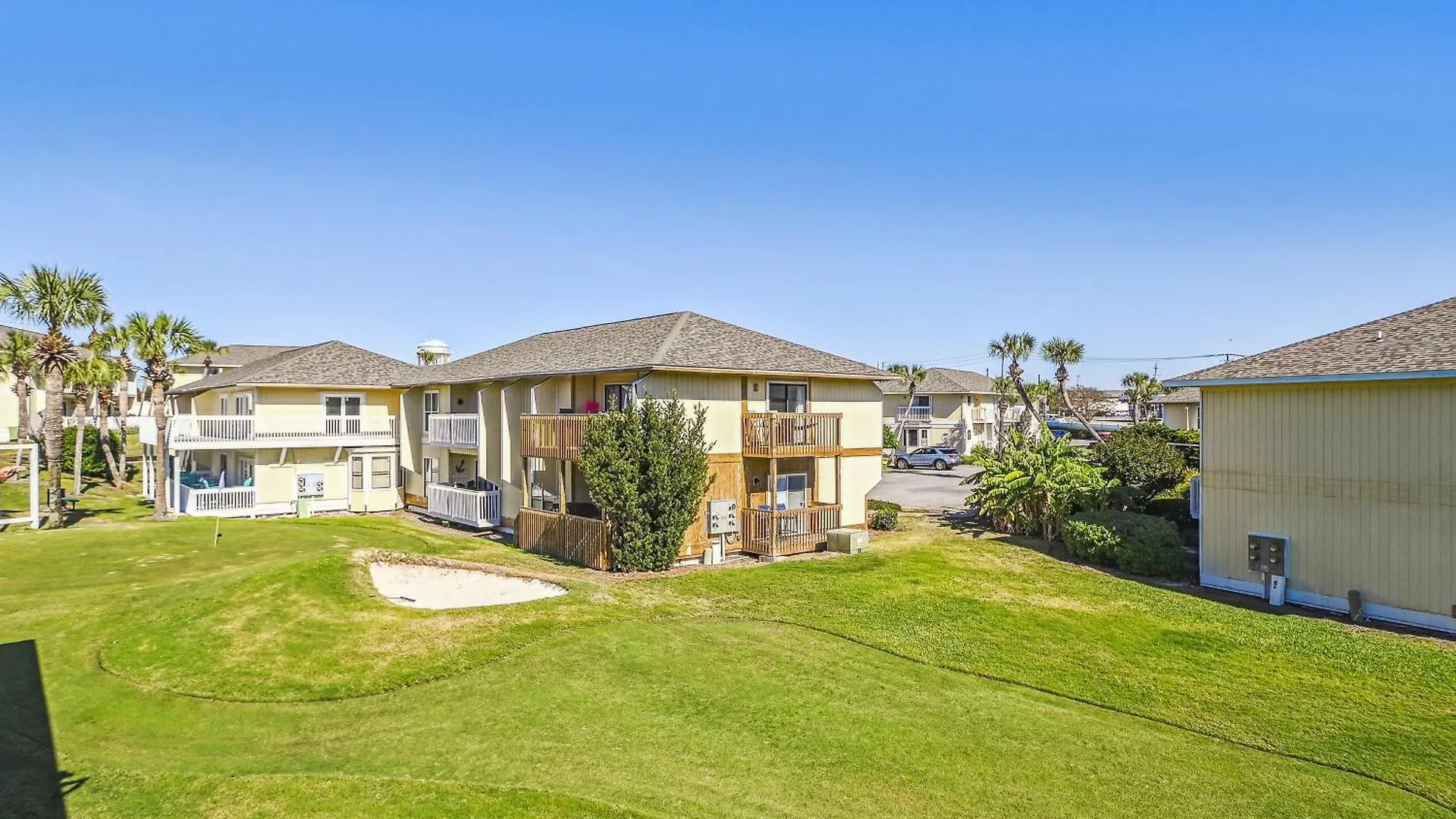 Sandpiper Cove 2058- By Holiday Isle Properties Destin Apartment