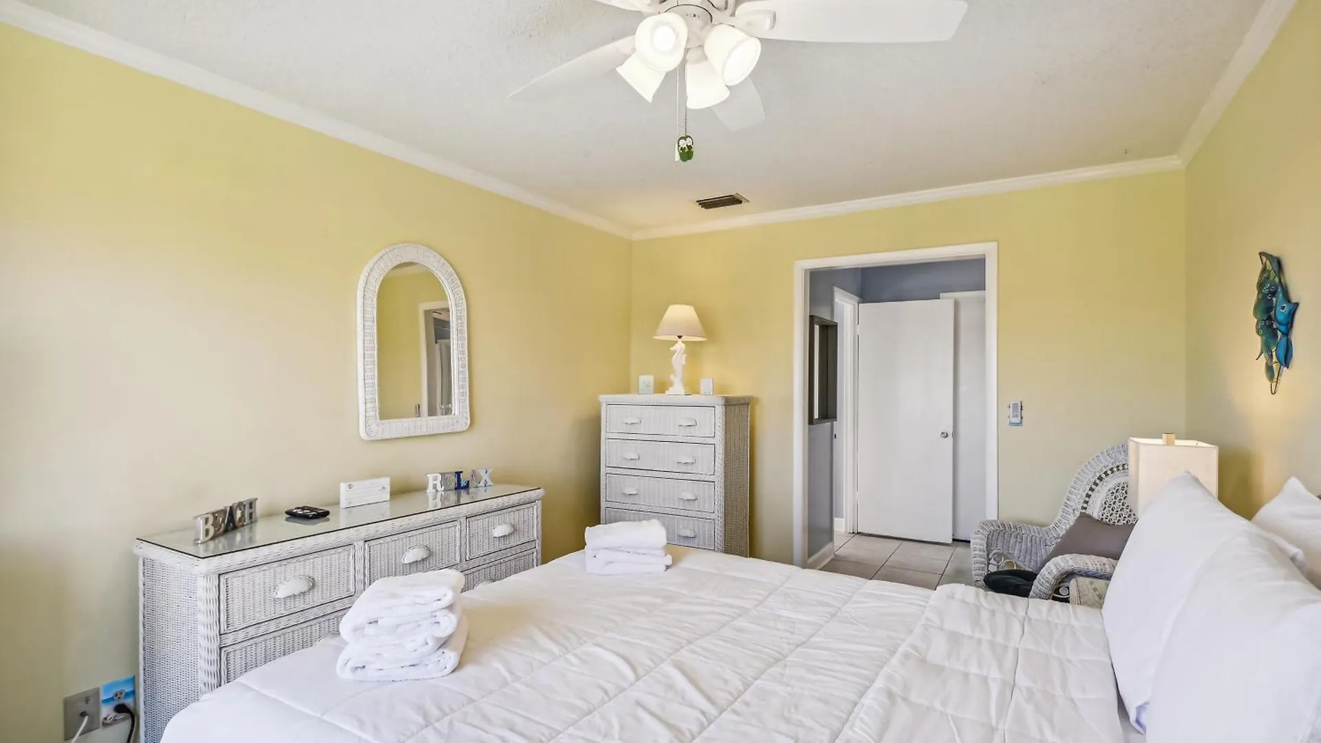 Apartment Sandpiper Cove 2058- By Holiday Isle Properties Destin