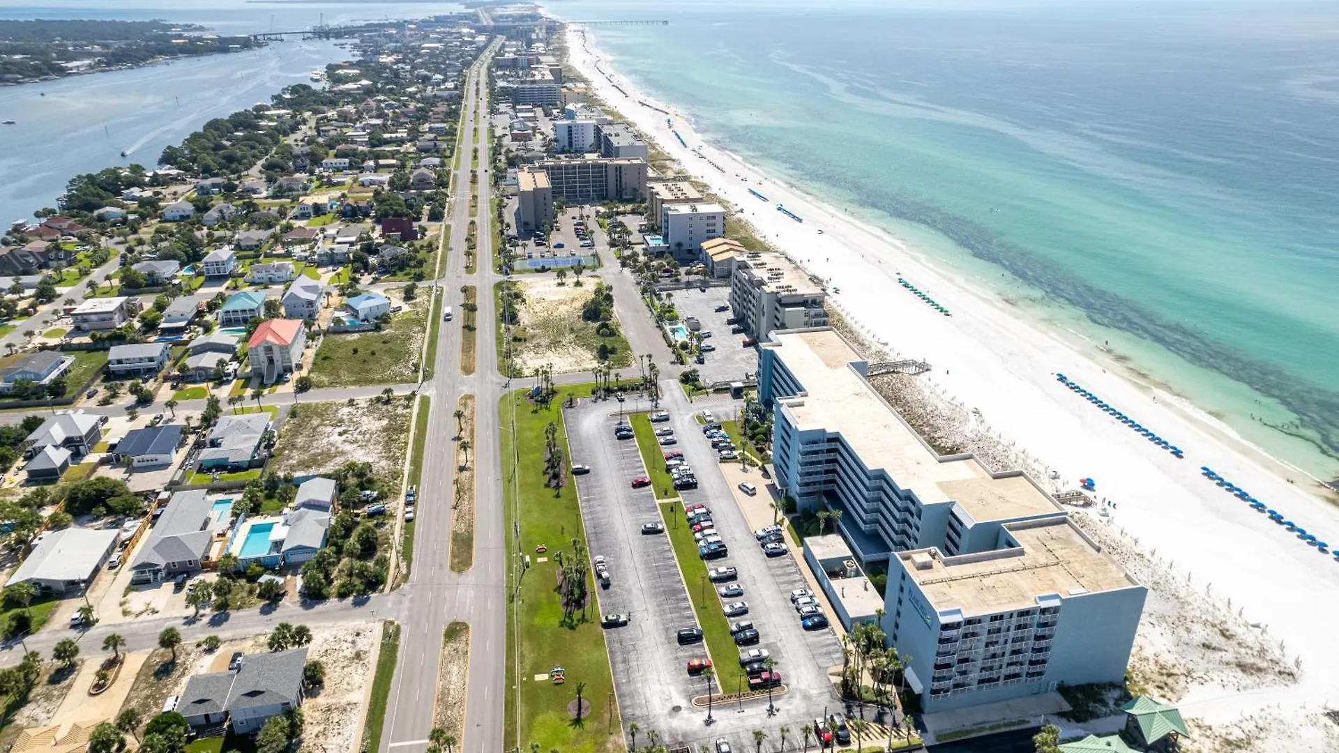 Apartment Sandpiper Cove 2058- By Holiday Isle Properties Destin