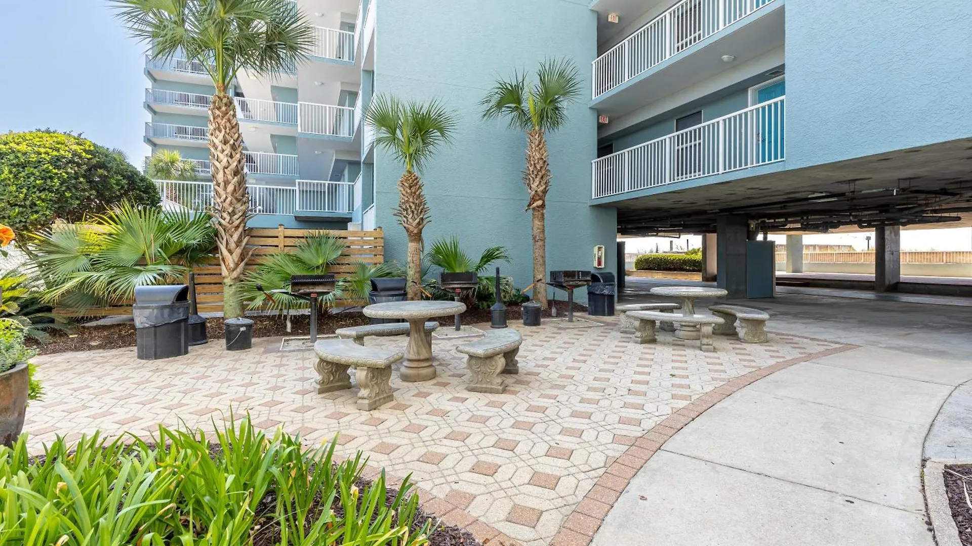 Sandpiper Cove 2058- By Holiday Isle Properties Destin 0*,  United States