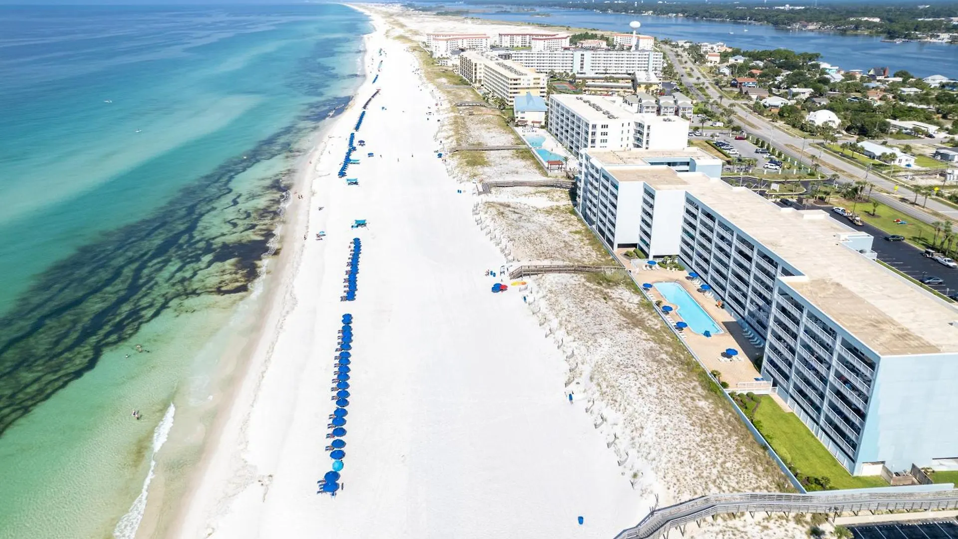 Sandpiper Cove 2058- By Holiday Isle Properties Destin