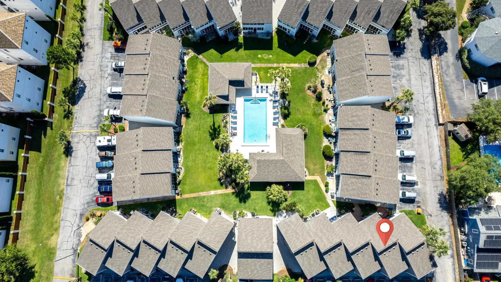 Sandpiper Cove 2058- By Holiday Isle Properties Destin Apartment